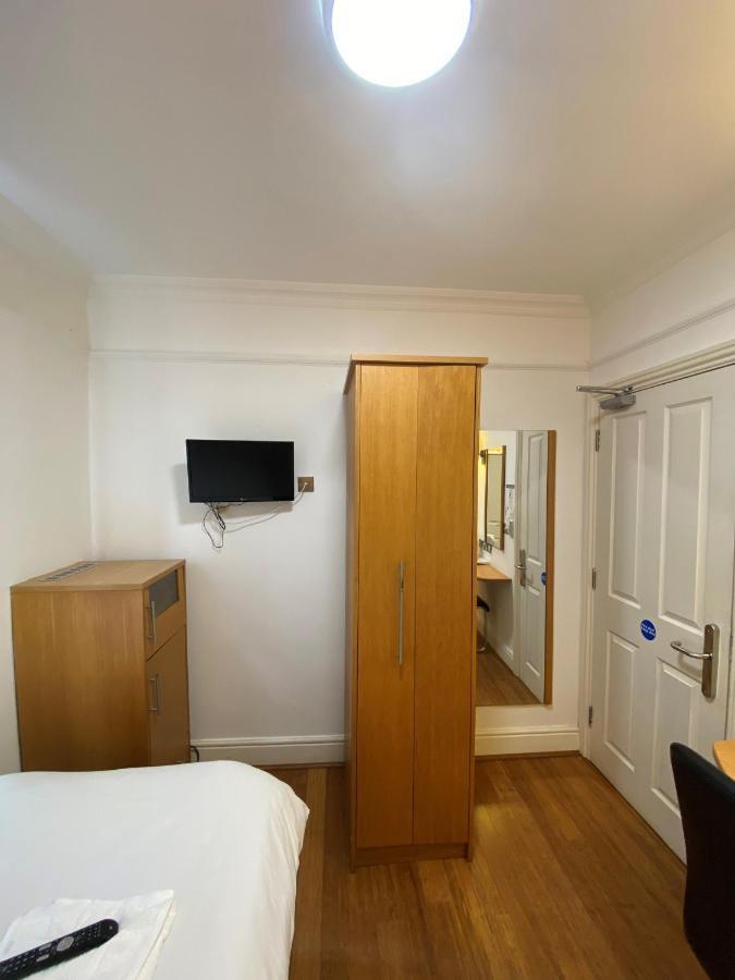 Buckingham Hotel High Wycombe Exterior foto